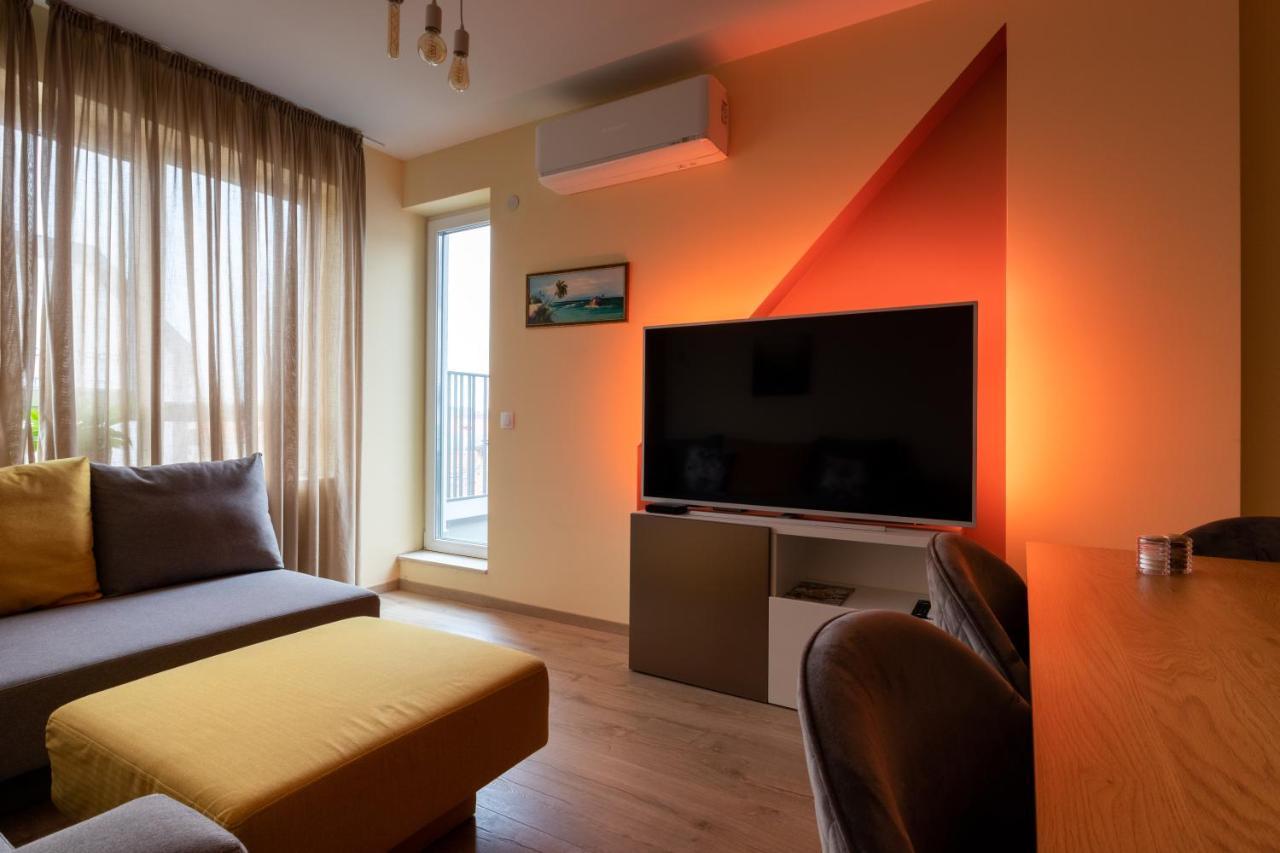 View 2 Apartemen